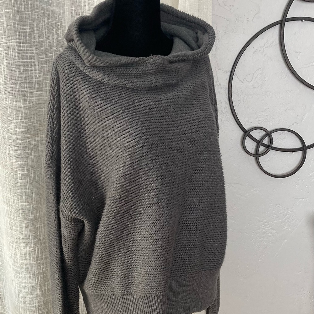 All In Motion Hooded Sweater - Picture 5 of 11
